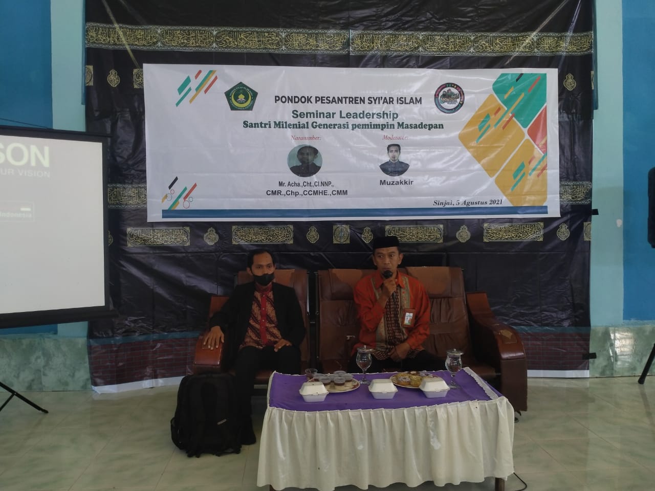 Gambar: Ponpes Syiar Islam Sinjai Gelar Seminar Leadership Khusus Santri dan Putriwati/Ist bukabacaid