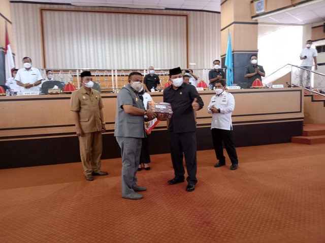 DPRD Kabupaten Bone, menggelar sidang paripurna