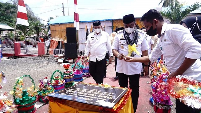 Bupati Bone Resmikan Masjid di Ajangale