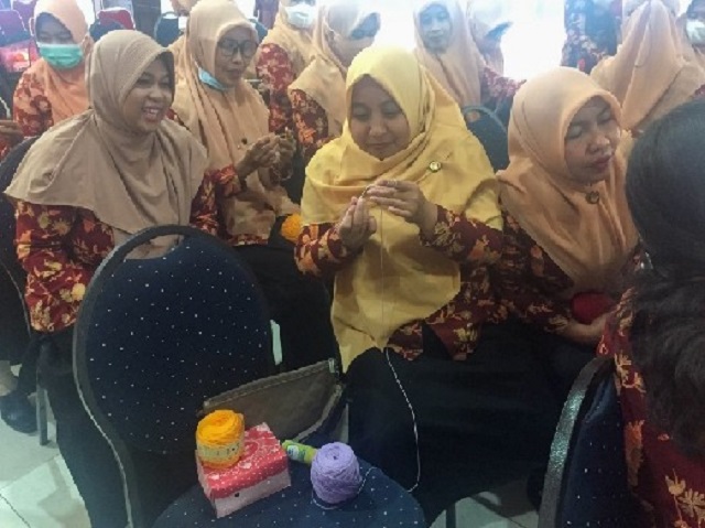 Dharma Wanita Persatuan Selayar Gelar Pelatihan Merajuk