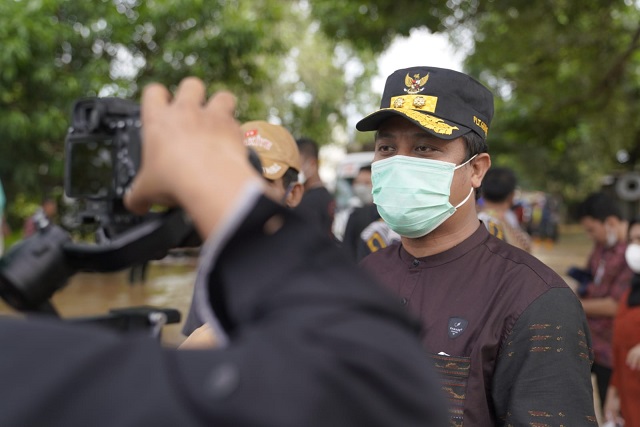 Plt Gubernur Sulsel Tinjau Lokasi Terdampak Gempa 7,4 Magnitudo di Selayar