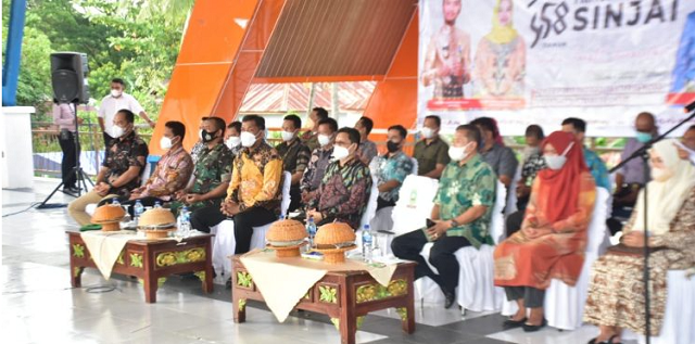 Pasar Rakyat Mini Expo UMKM Dibuka Bupati, Dihadiri Ketua DPRD Sinjai