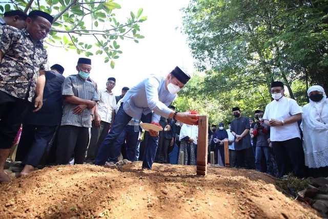 Bupati Gowa Sampaikan Duka Mendalam atas meninggalnya Mertua Wakil Bupati Gowa