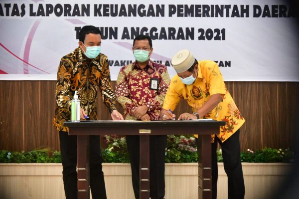 Berlangsung di Makassar, Pemkab Soppeng Kembali Raih WTP dari BPK