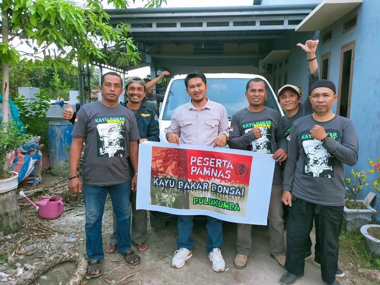 Komunitas Bonsai Kayu Bakar Bulukumba Kembali Ikuti Kontes Nasional