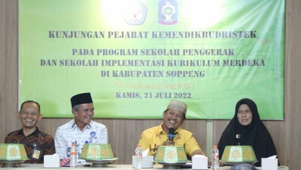 Pejabat Kemendikbudristek Berkunjung ke Soppeng