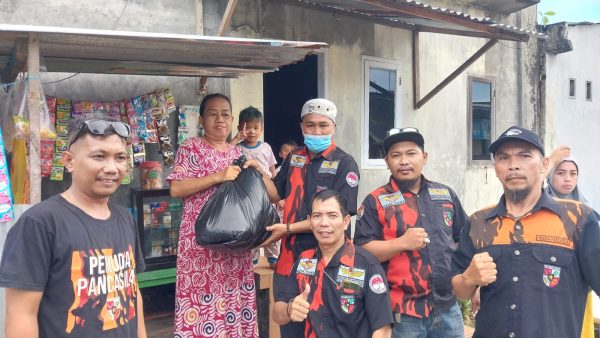 BLH PP Sulsel Salurkan Bantuan kepada Warga Korban Banjir di Sudiang