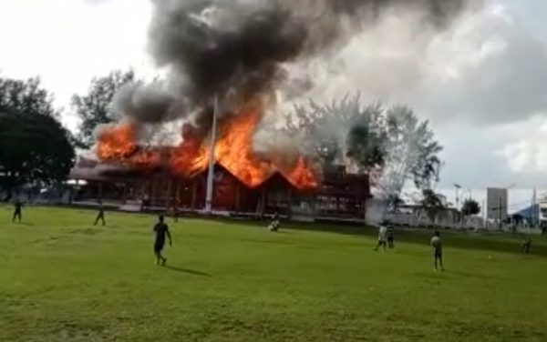 Tribun Pemuda Benteng Kepulauan Selayar Terbakar