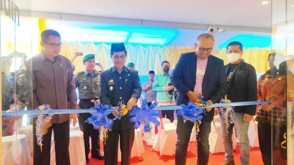 Wabup Selayar Saiful Arif Resmikan Gedung Baru Bank Mandiri