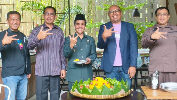 Ketua DPRD Mappatunru Saksikan Peresmian Gedung Baru Bank Mandiri Selayar