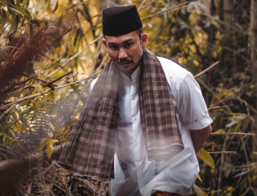 Alasan Denny Sumargo Dibalik Sikapnya Sumbang Sajadah