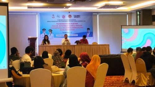 Dinas Pengendalian Penduduk dan Keluarga Berencana (PPKB) Kota Makassar menggelar acara sosialisasi terkait Pemberdayaan Poktan Dalam Menanggulangi Inflasi Dikampung Keluarga Berkualitas di Wthree Premier Hotel, Rabu (12/4/2023)