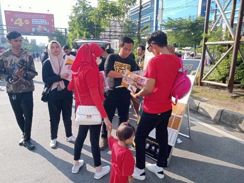 Pevesindo Store Mejeng di Car Free Day Boulevard Makassar