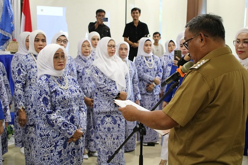 Fatmawati Adam Resmi Dilantik Jadi Ketua DPC IWAPI Soppeng