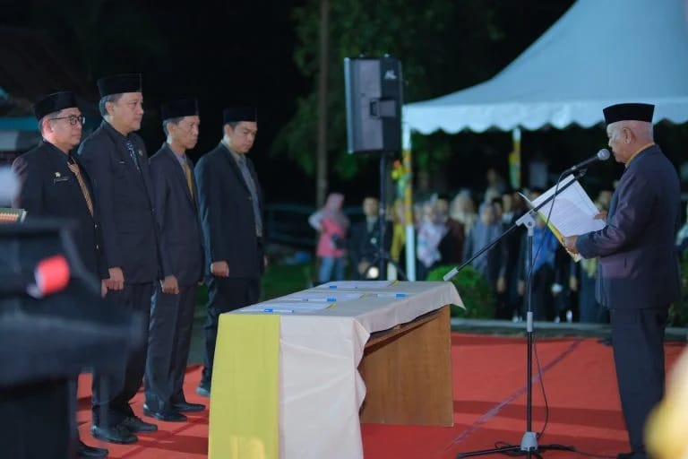 Bupati Kaswadi ke 5 Kadis Baru Dilantik di Soppeng