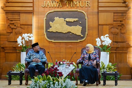 Gubernur Sulsel Temui Khofifah Indar Parawansa di Gedung Negara Grahadi