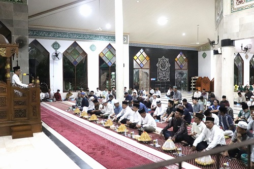 Pemkab Selayar Peringati Tahun Baru Islam di Masjid Agung Al-Umaraini Benteng