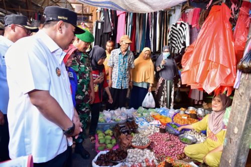 Harga Cabai dan Bawang Merah Turun di Palopo