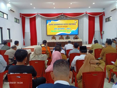 Bupati dan OPD Terkait Hadiri Rakor Lintas Sektoral Ops Terpusat Ketupat 2024 di Polres Selayar