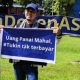 "Uang Panai Mahal, #Tukin Tak Tak Terbayar", Tulisan Spanduk Aliansi Dosen Polipangkep saat Menuntut Keadilan