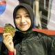 Cewek Cantik Buruh Angkut Semen